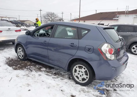 2010 Pontiac Vibe из США, поврежденный, VIN 5Y2SP6E05AZ405283